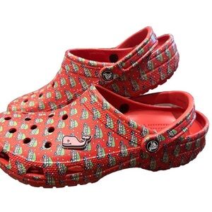 NEW Holiday Vineyard Vines Crocs Classc Clog colaboration WHALE Jibbitz M10 W12